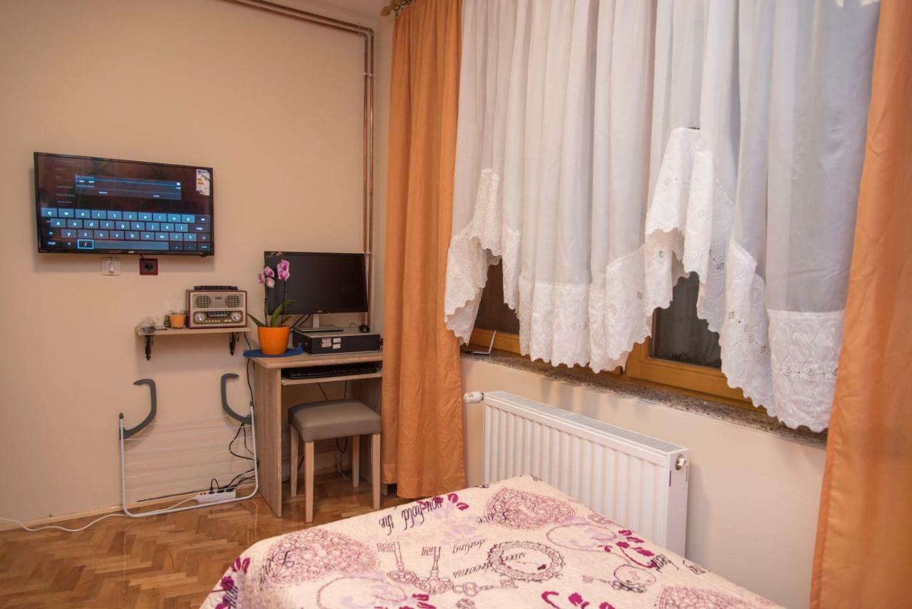 Rooms Vlado ดารูวาร์ ภายนอก รูปภาพ
